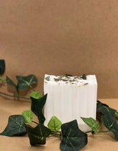 Load image into Gallery viewer, lemongrass +eucalyptus soap
